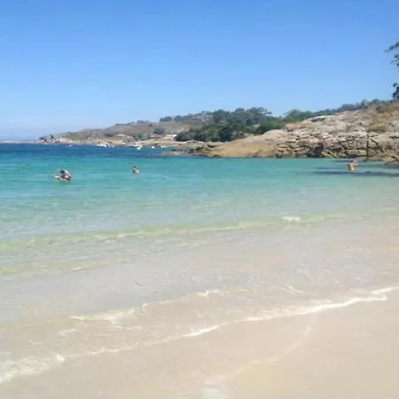 Poolside Comfort By Coast Cangas do Morrazo